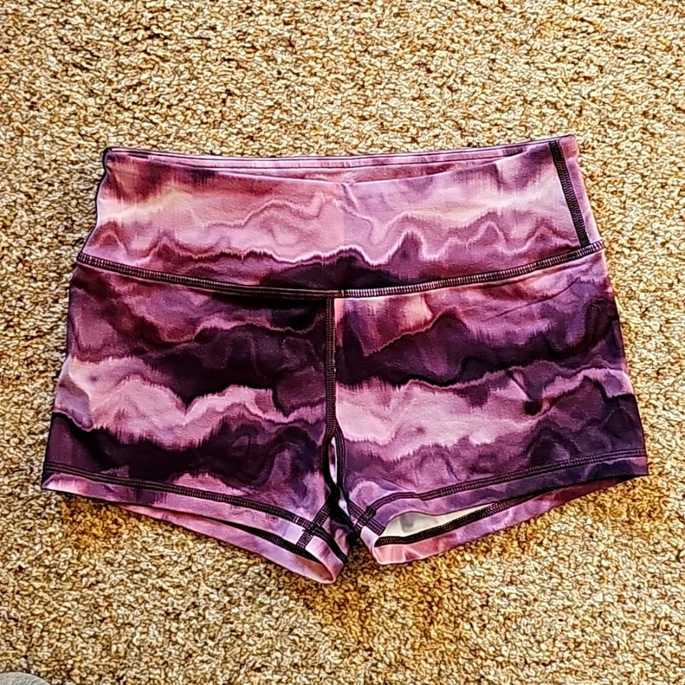 Savage Barbell 3" shorts NWOT small